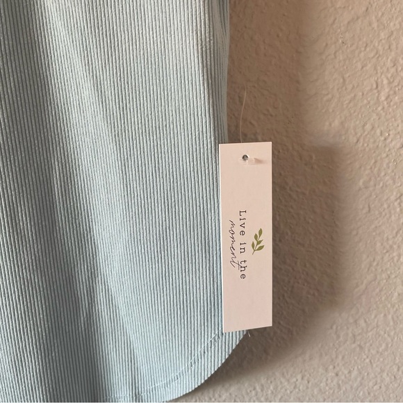 NWT Live in the Moment Baby Blue Ribbed Sleeveless Tank Top Women's Size Small - Picture 3 of 6
